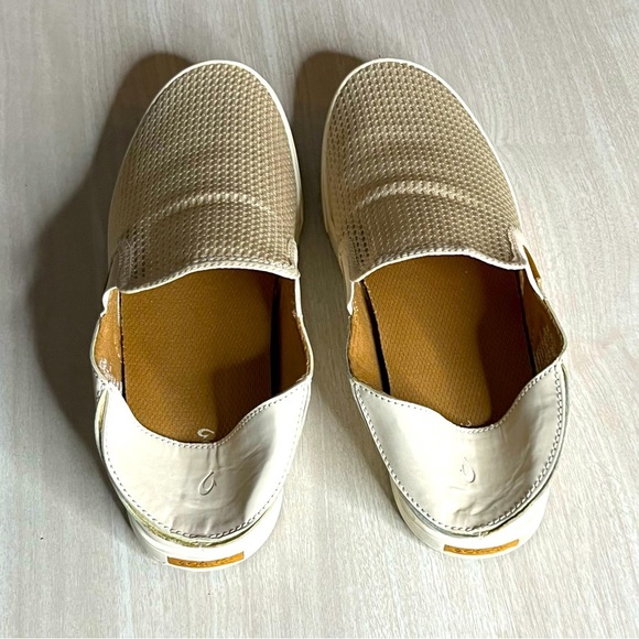 Olukai Pehuea Slip on Loafers cream colored size women’s 9 1/2. - Picture 1 of 6